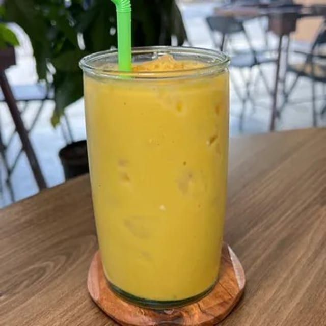 Fresh Mango Juice.